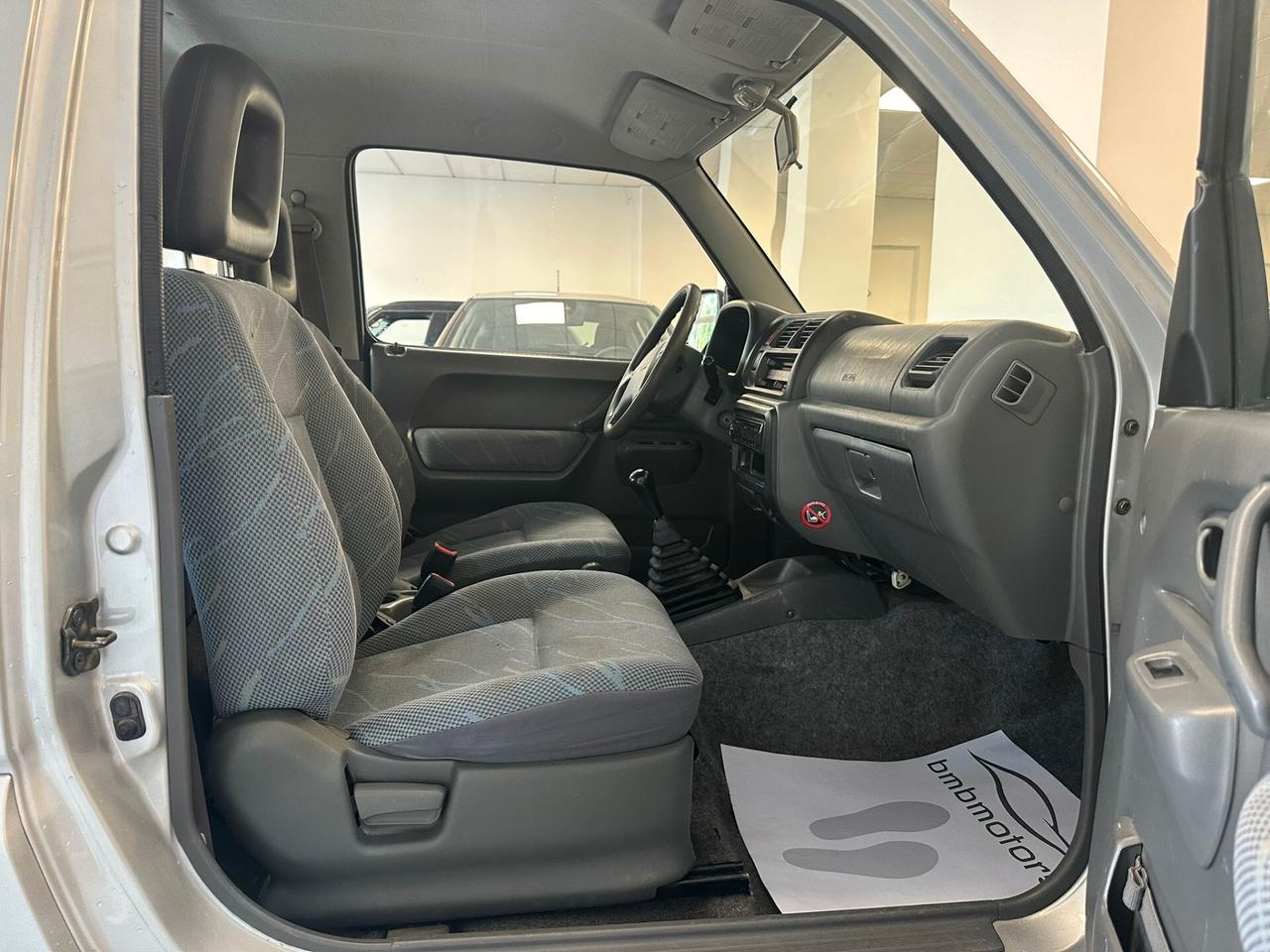 Suzuki Jimny 1.3i 16V cat 4WD JLX