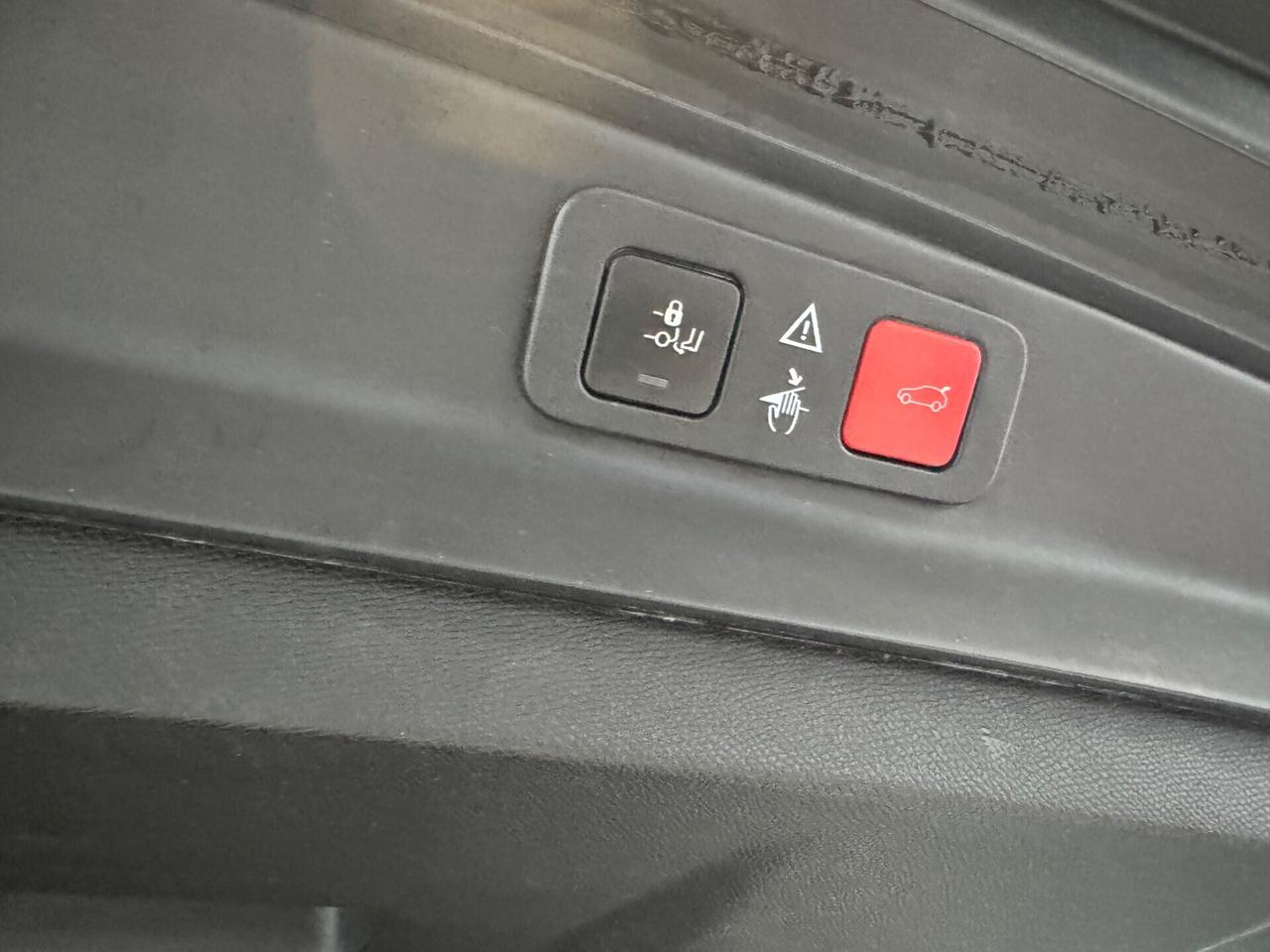 Peugeot 5008 BlueHDi GT Line 7 posti