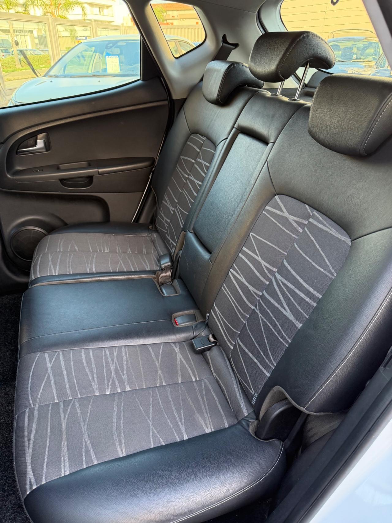 Kia Venga 1.4 CRDi 90CV Cool