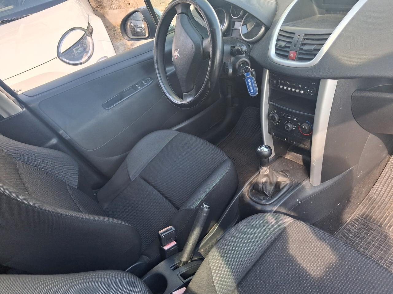 Peugeot 207 1.4 HDi 70CV 5p. Sweet Years