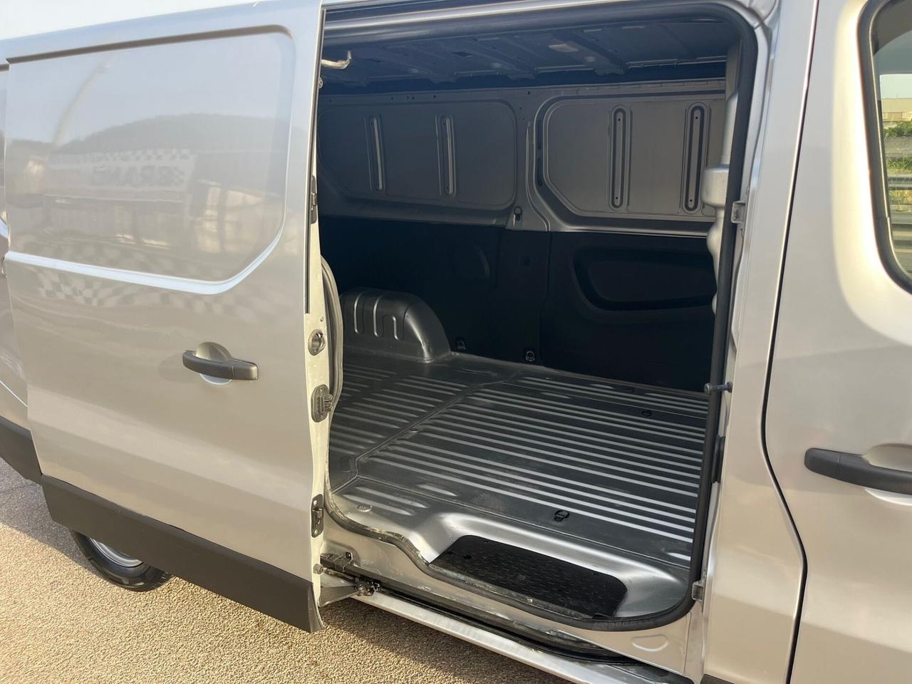 Fiat Talento 1600 Mjt maxi gancio traino - 2016