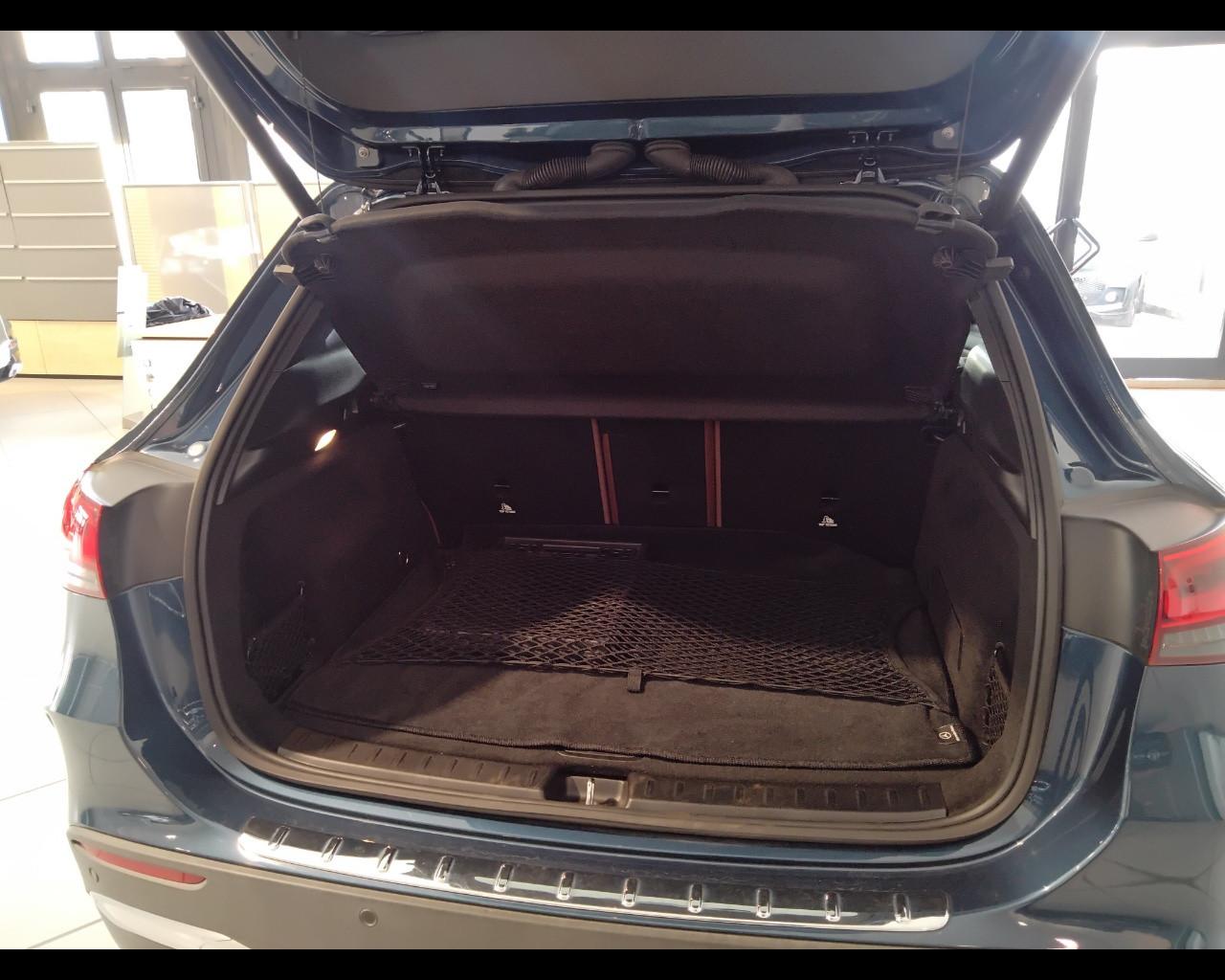 Mercedes-Benz GLA-H247 2020 - GLA 200 d Premium auto