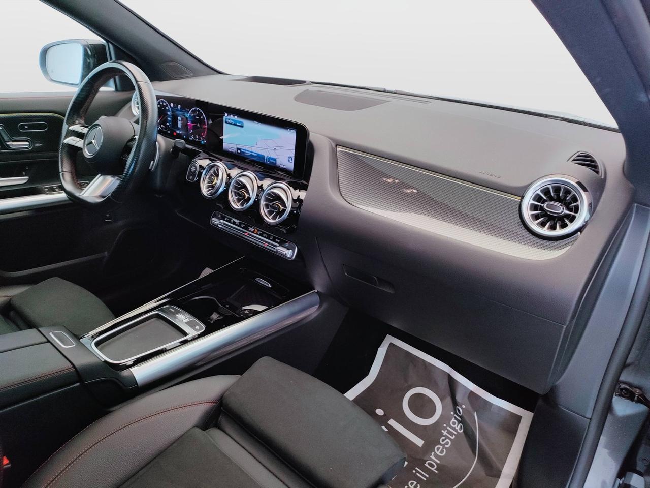 Mercedes-Benz GLA-H247 2023 - GLA 200 d AMG Line Premium Plus 4matic auto
