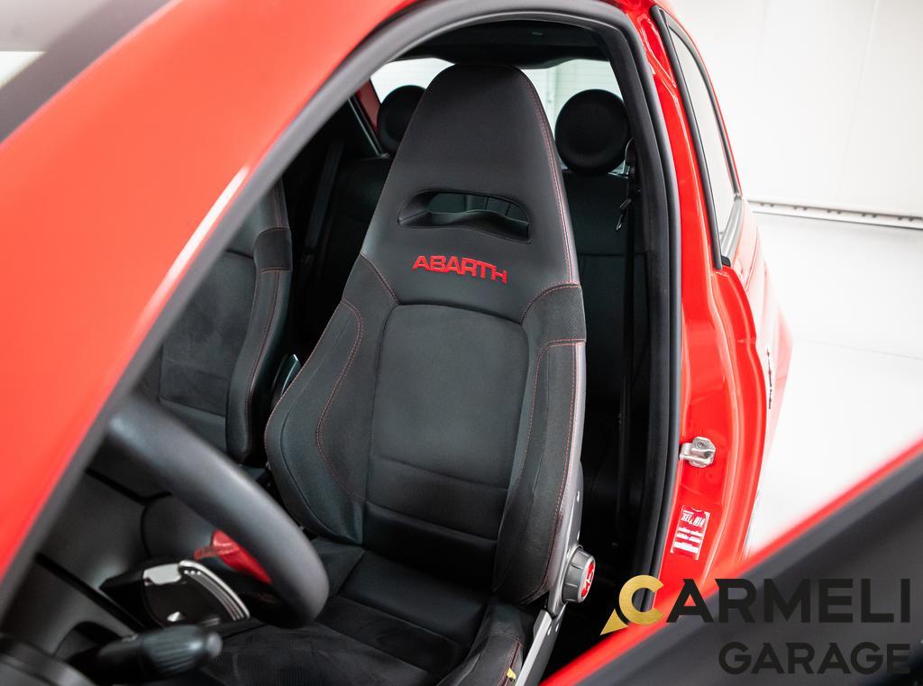 Abarth 695 1.4 16v t. t-jet Tributo Ferrari 180cv MTA