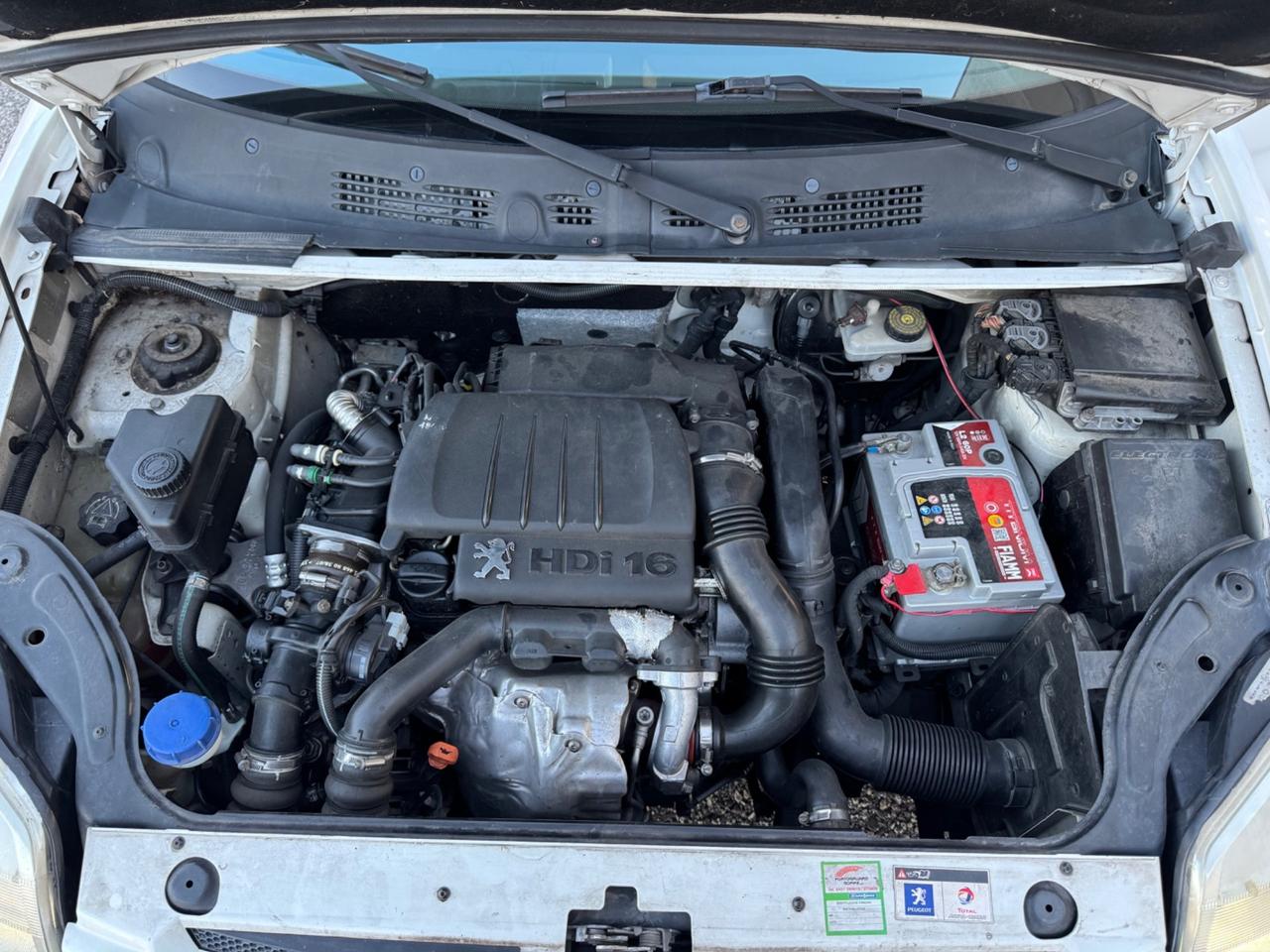 Peugeot Ranch 1.6 16V HDi/90CV cat