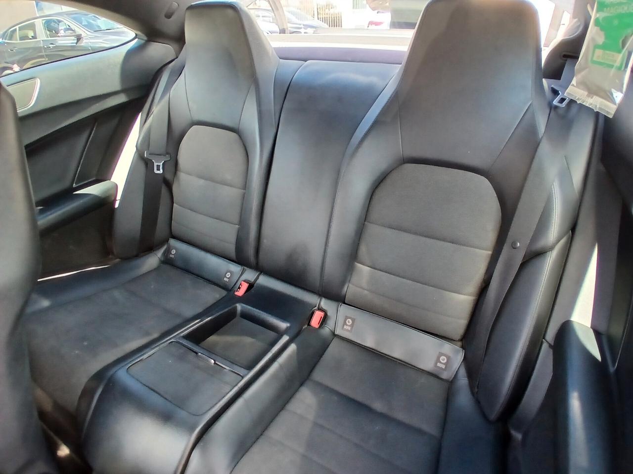 Mercedes-benz C 250 C 250 CDI BlueEFFICIENCY Coupé Avantgarde