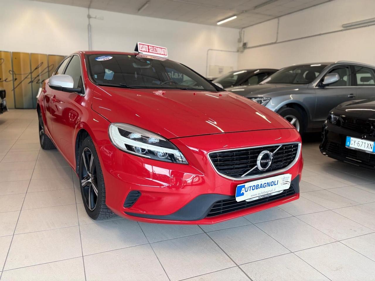 Volvo V40 R-DESIGN D2 2.0 120 CV 6mt