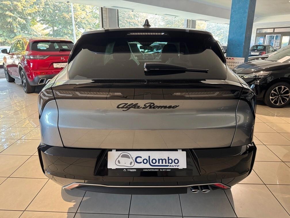 Alfa Romeo Junior 1.2 ibrida Milano Cortina 2026 145cv edct6