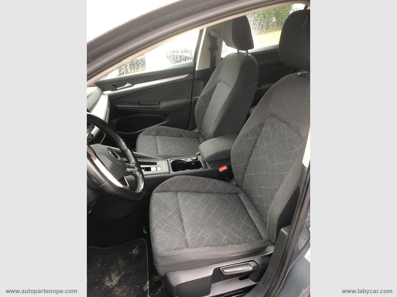 VOLKSWAGEN Golf 2.0 TDI DSG SCR Life PROMO APRILE