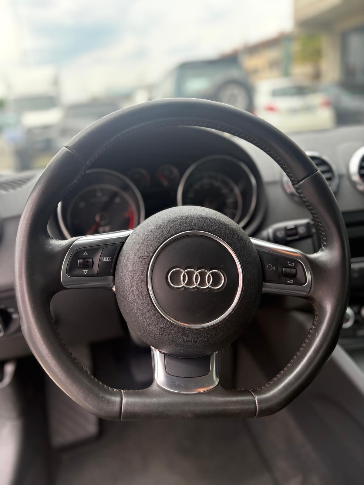 Audi TT Coupé 2.0 TDI quattro Advanced plus