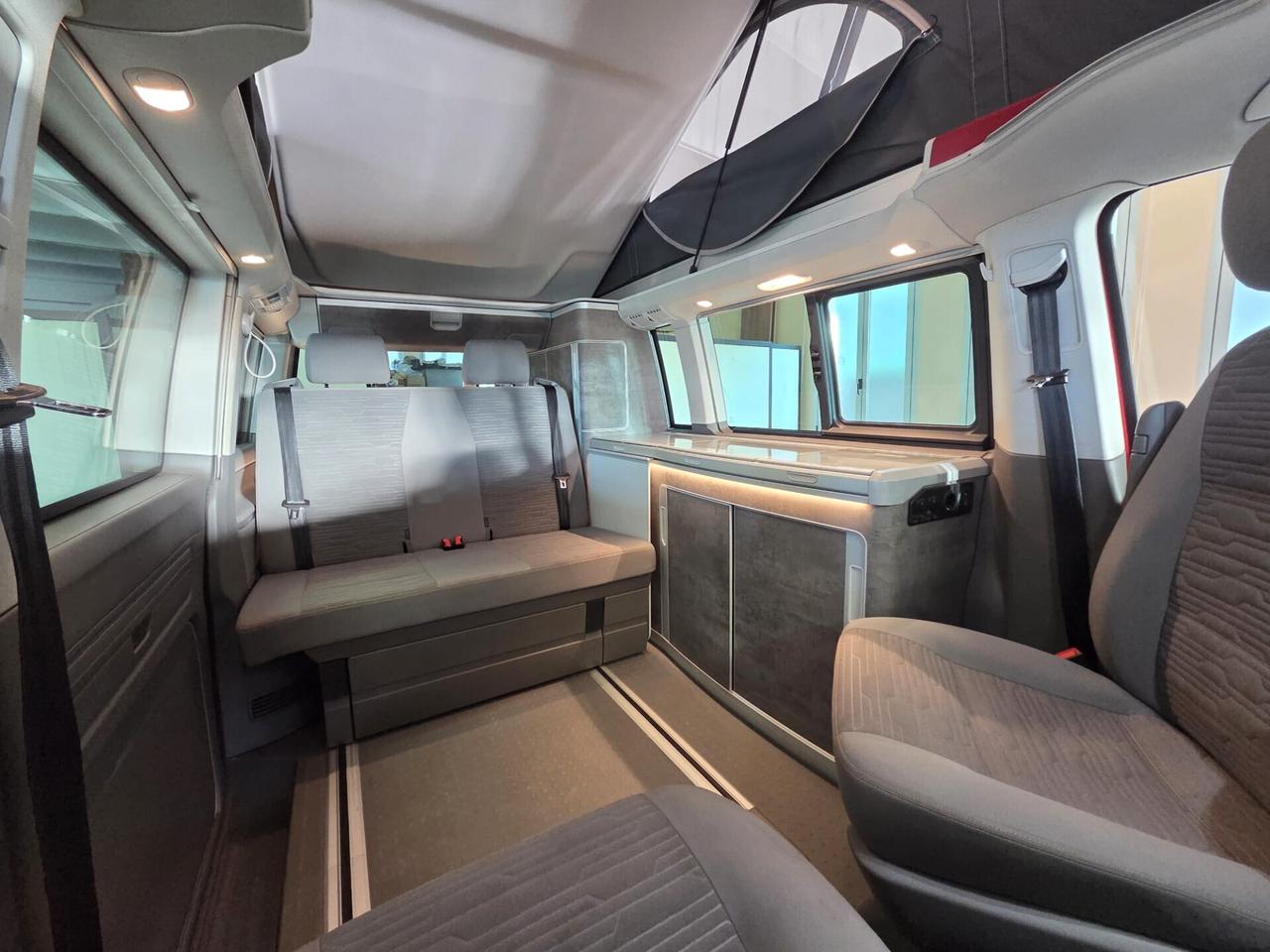 Volkswagen California T6.1 Ocean DSG 4MOTION 4X4 italiano gancio led unipopr