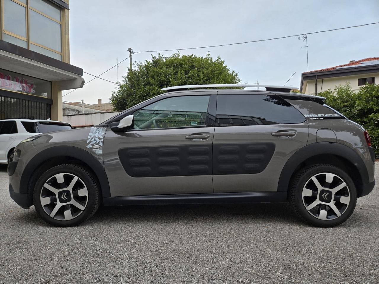 Citroen C4 Cactus BlueHDi 100 Rip Curl