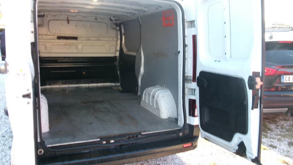 Renault Trafic T29 2.0 dci 145cv L2H1 Energy Ice E6d-temp