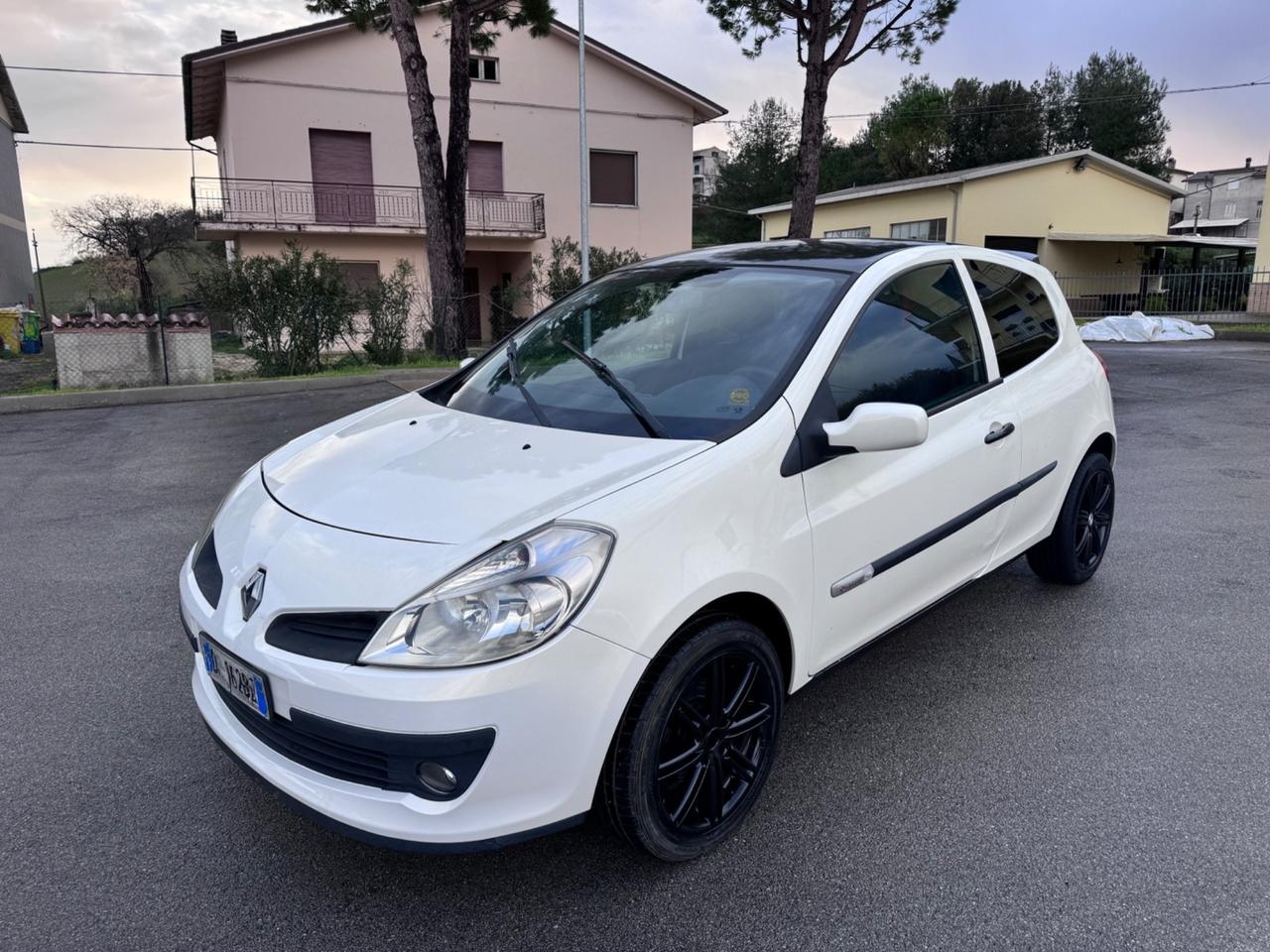 Renault Clio 1.5 dCi 70CV 3 porte Rip Curl