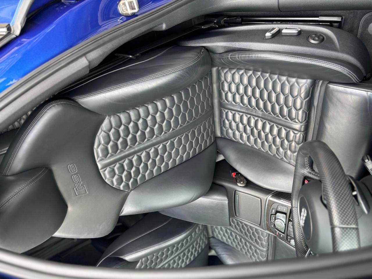 Audi RS6 RS 6 Avant 4.0 TFSI quattro tiptronic performance