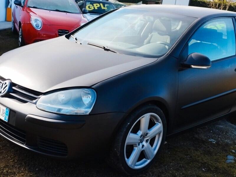 Volkswagen Golf 2.0 16V TDI NERO OPACO CERCHI 18