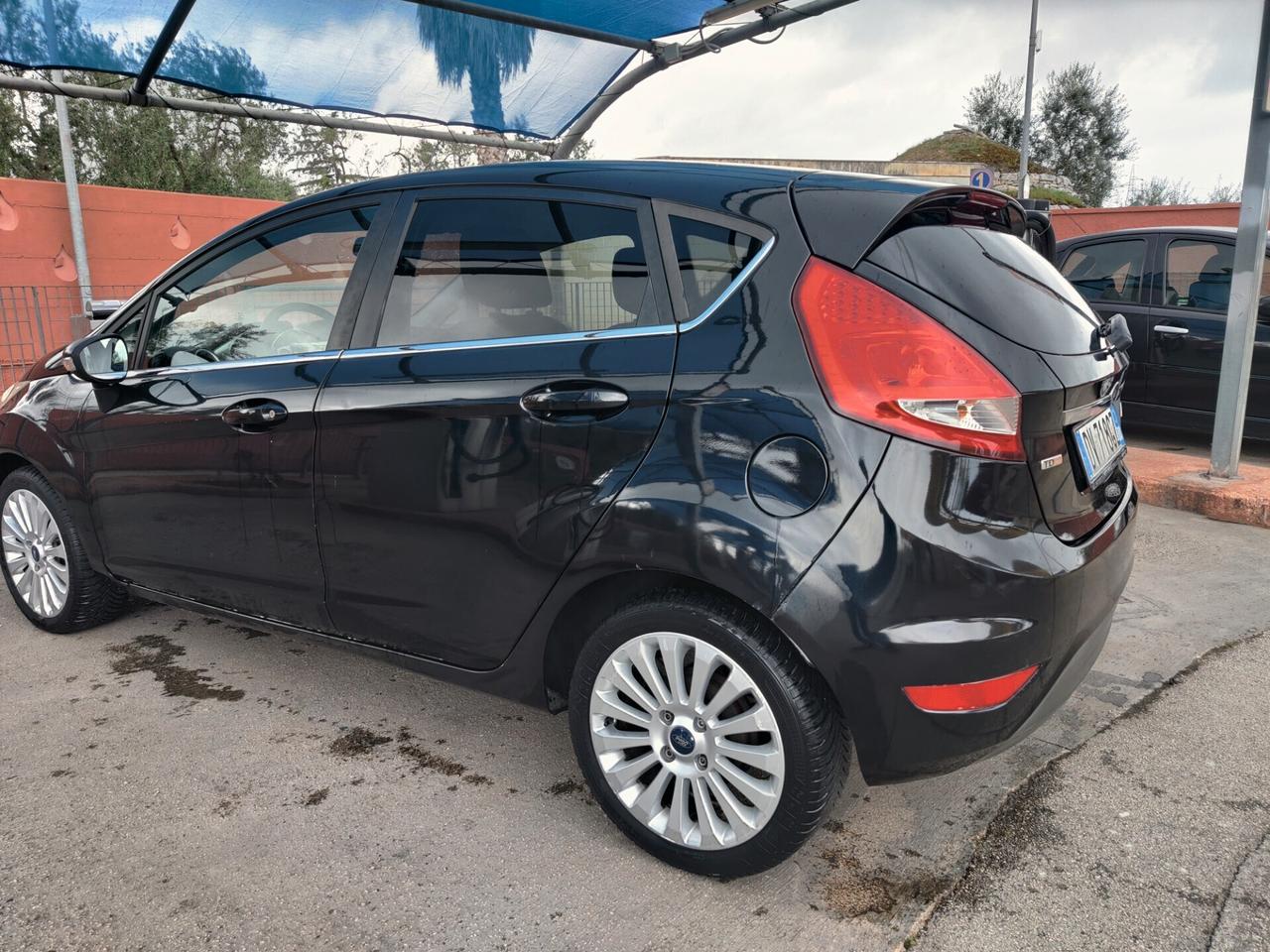 Ford Fiesta 1.4 TDCi 5p. Titanium