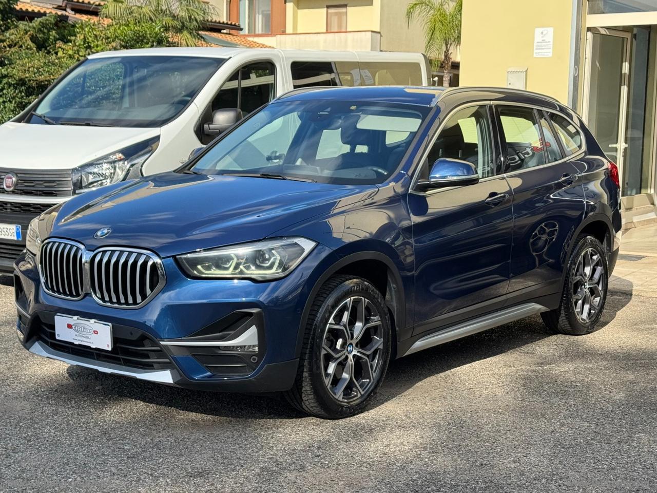 BMW X1 xDrive18d xLine Head-up display