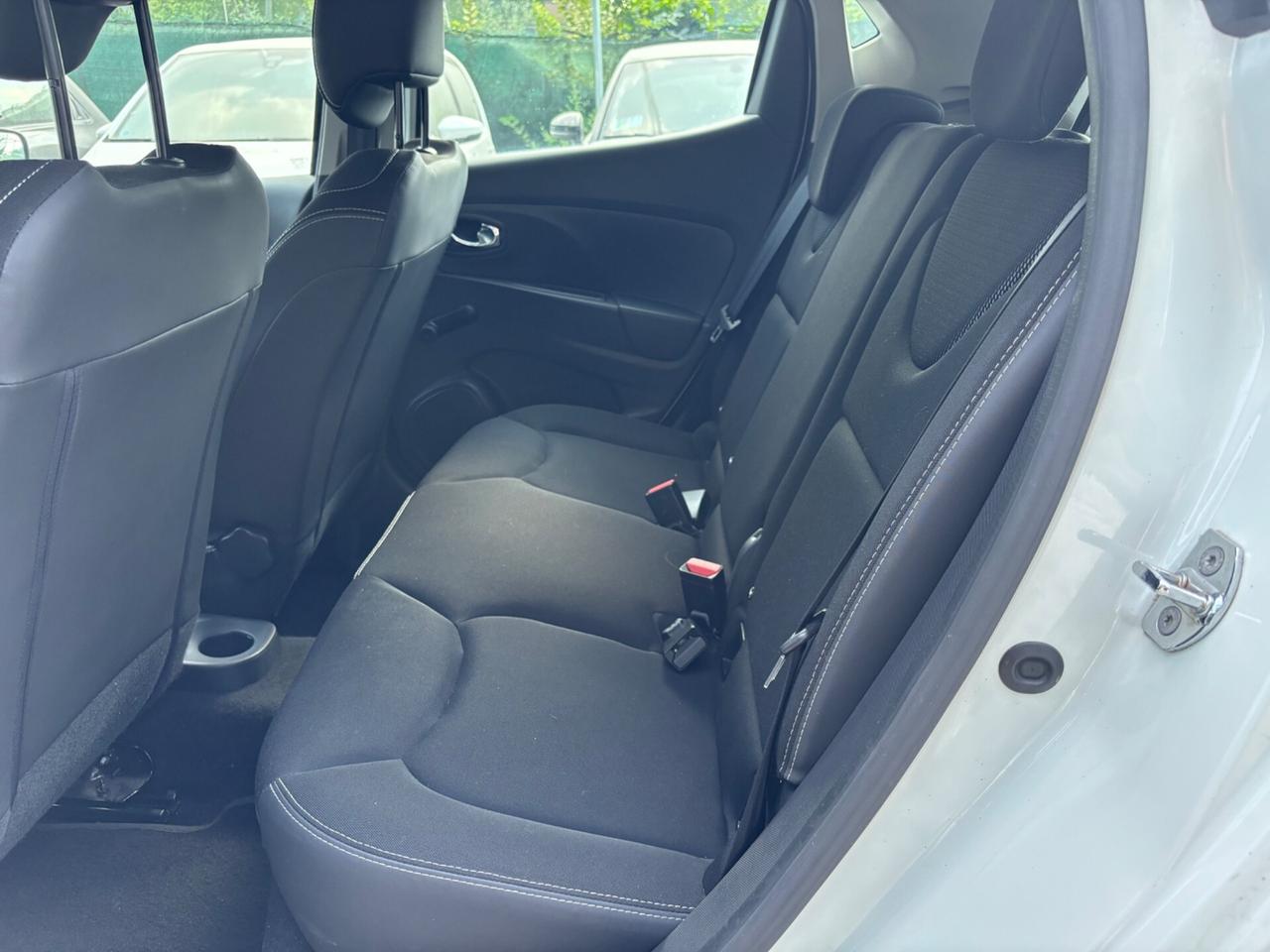 Renault Clio 1.2 75CV 5 porte Costume National