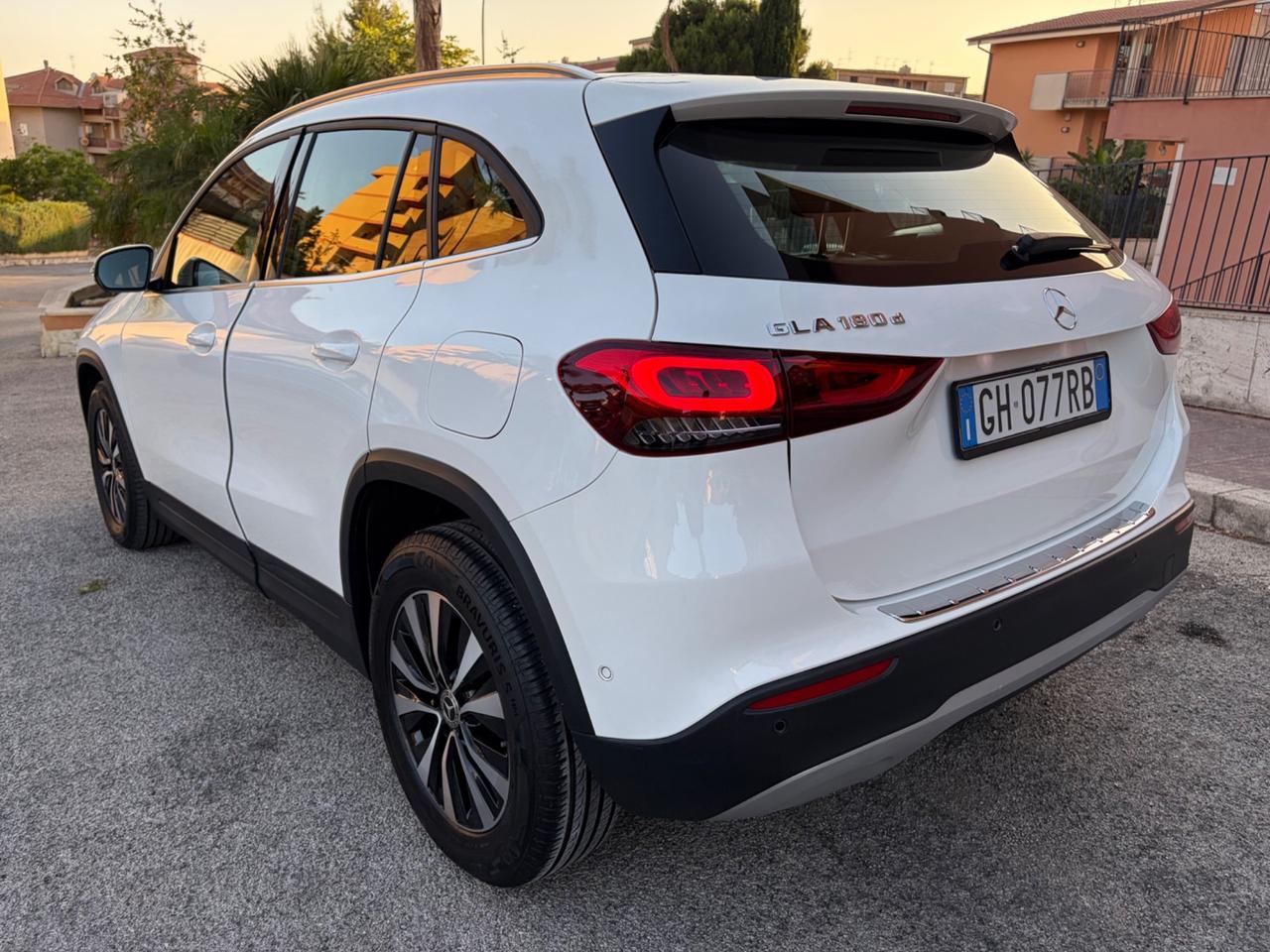 Mercedes-benz GLA 180 d Automatic Sport Plus unico proprietario!!