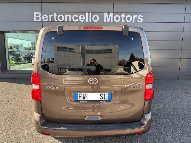 TOYOTA Proace Verso 1.5D 120cv 8 POSTI L0 Executive VERSO NAVI