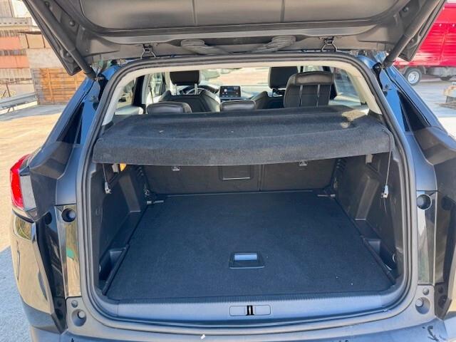 Peugeot 3008 BlueHDi 130 S&S EAT8 Allure