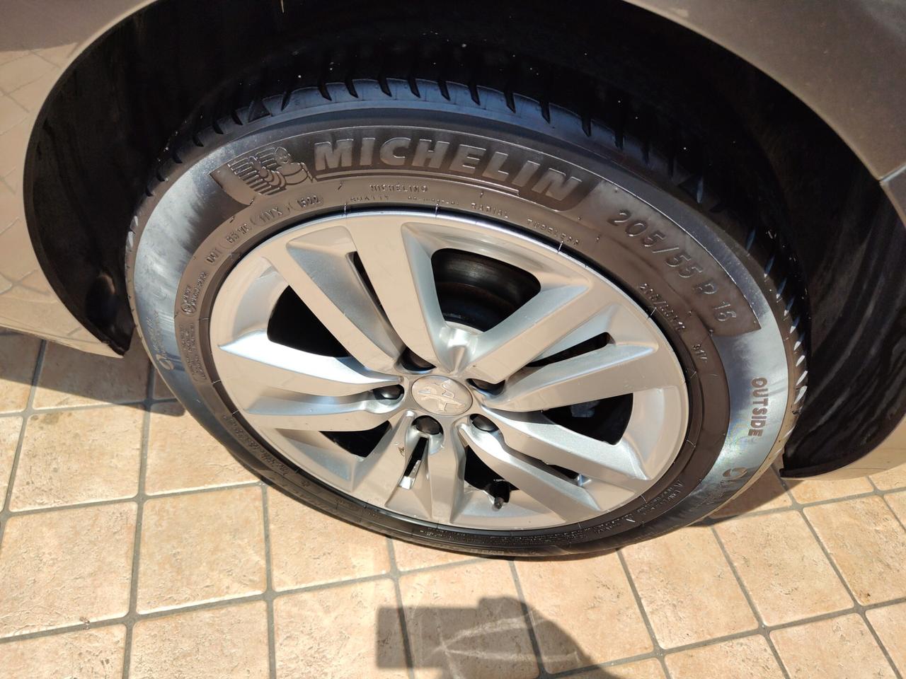 Peugeot 308 BlueHDi 130 S&S Business