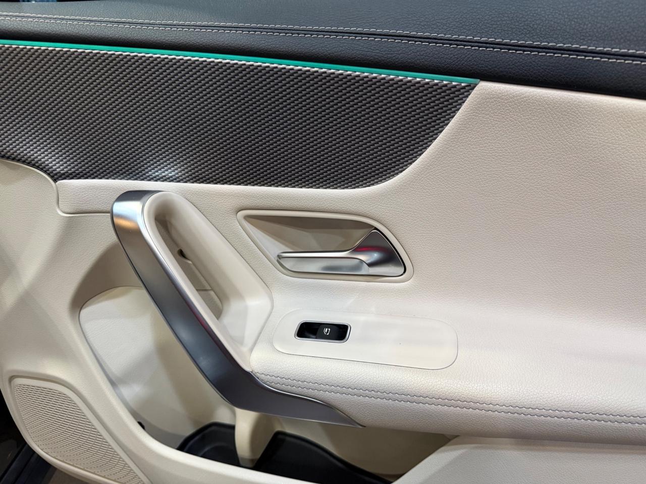 Mercedes-benz CLA 180 d Automatic Premium