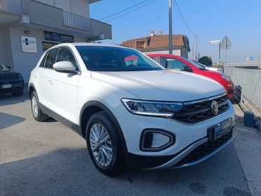 VOLKSWAGEN T-ROC 1.0 LIFE EDITION 110 cv BENZINA -PROMO NOVEMBRE GA FIN&SAFE-