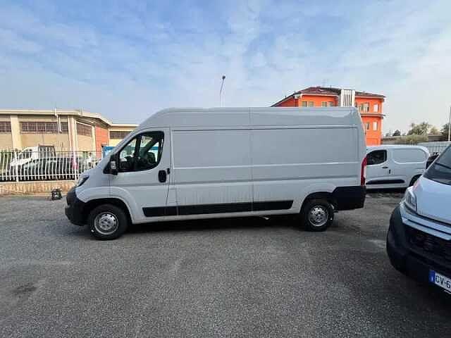 Peugeot Boxer 35q 2.2 BlueHDi 140cv L3H2 KM ZERO