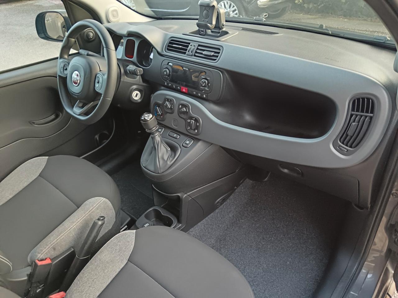 Fiat Panda 1.0 70CV HYBRID CITY LIFE NEOPATENTATI