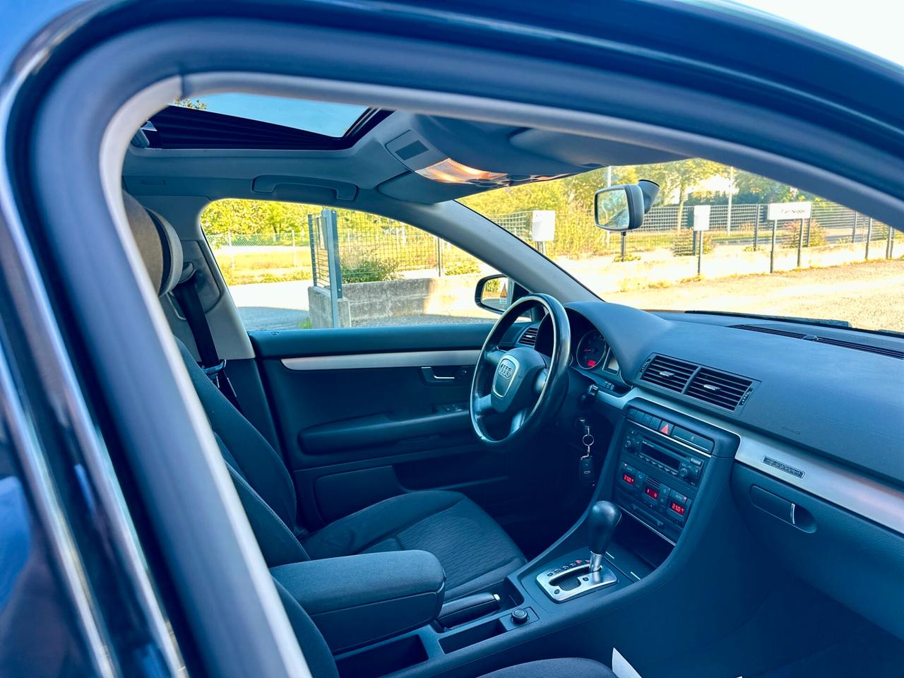 Audi A4 2.0 16V TFSI Avant quattro