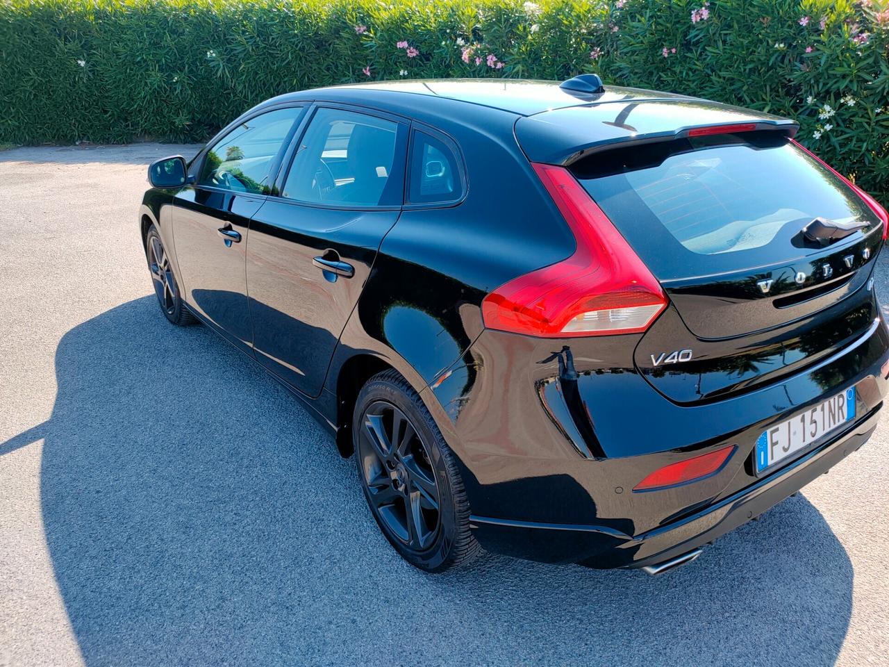 Volvo V40 D2 Momentum PERFETTA