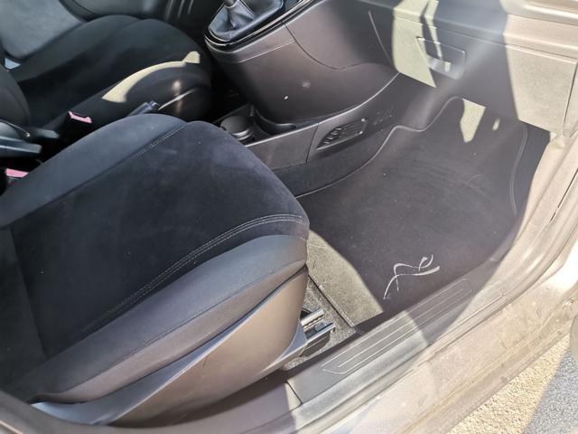 LANCIA Ypsilon 1.2 69 CV 5 porte Gold