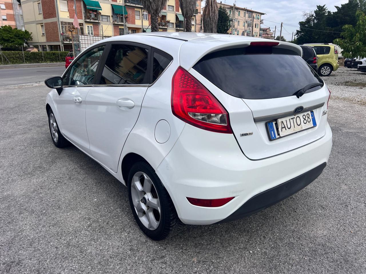 Ford Fiesta 1.4 TDCi 5p. Titanium