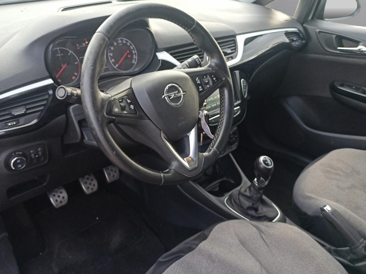 Opel Corsa 1.3 CDTI Coupé Black Edition