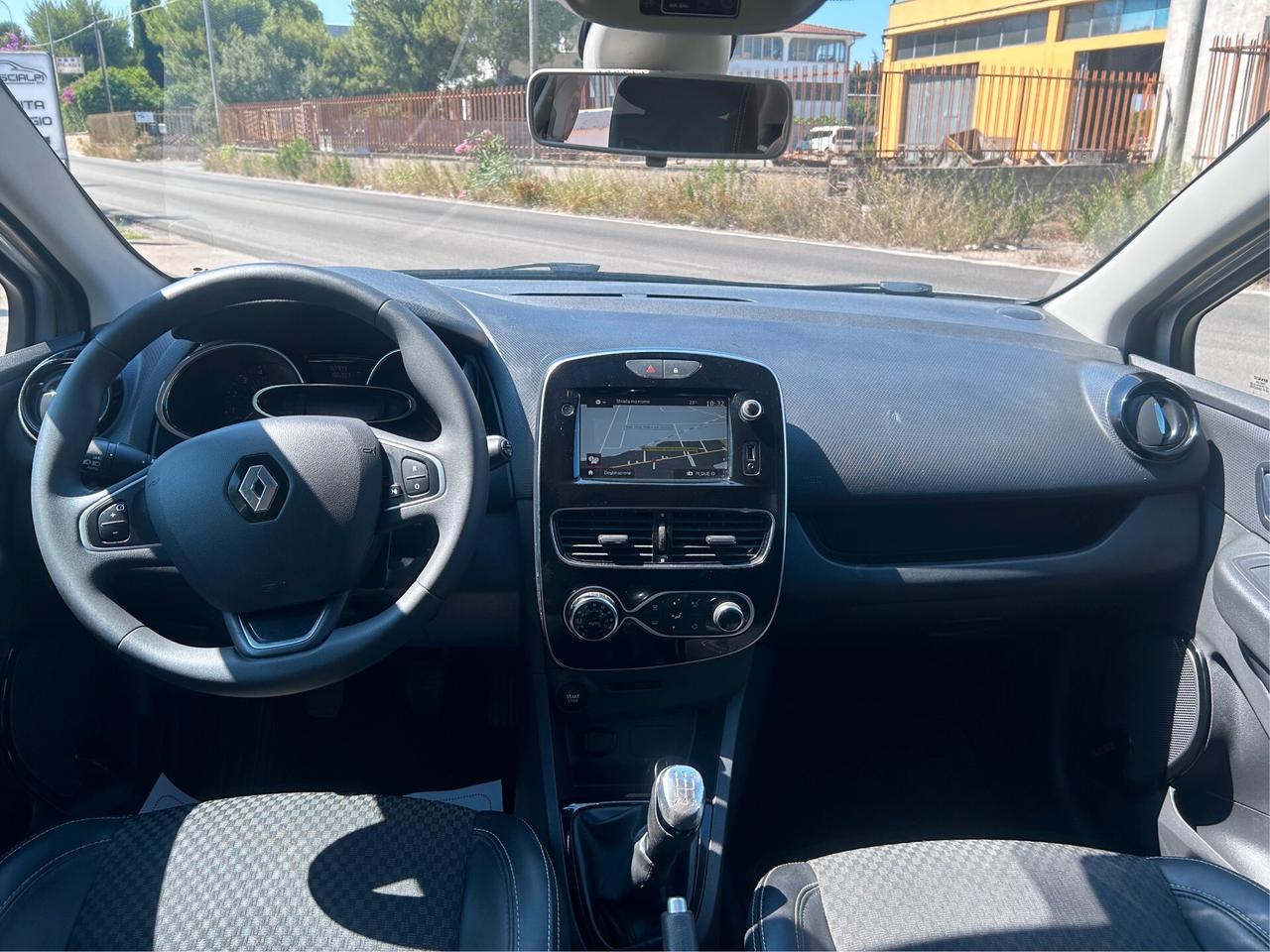 Renault Clio dCi 8V 75 CV 5 porte Duel