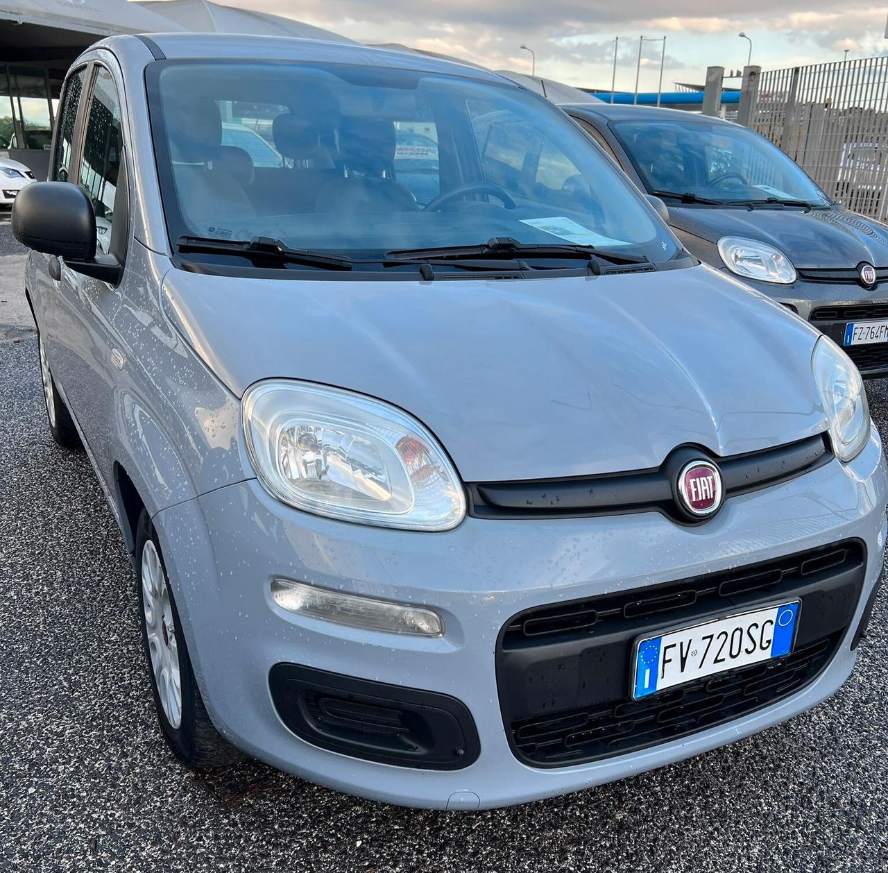 Fiat Panda 1.2 Lounge - PARI AL NUOVO -