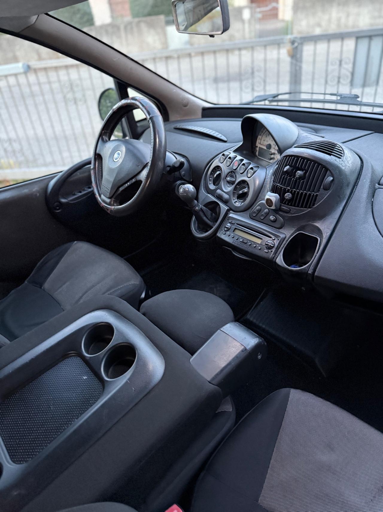 Fiat Multipla Benzina Metano Spaziosa Ed Economica Neopatentati