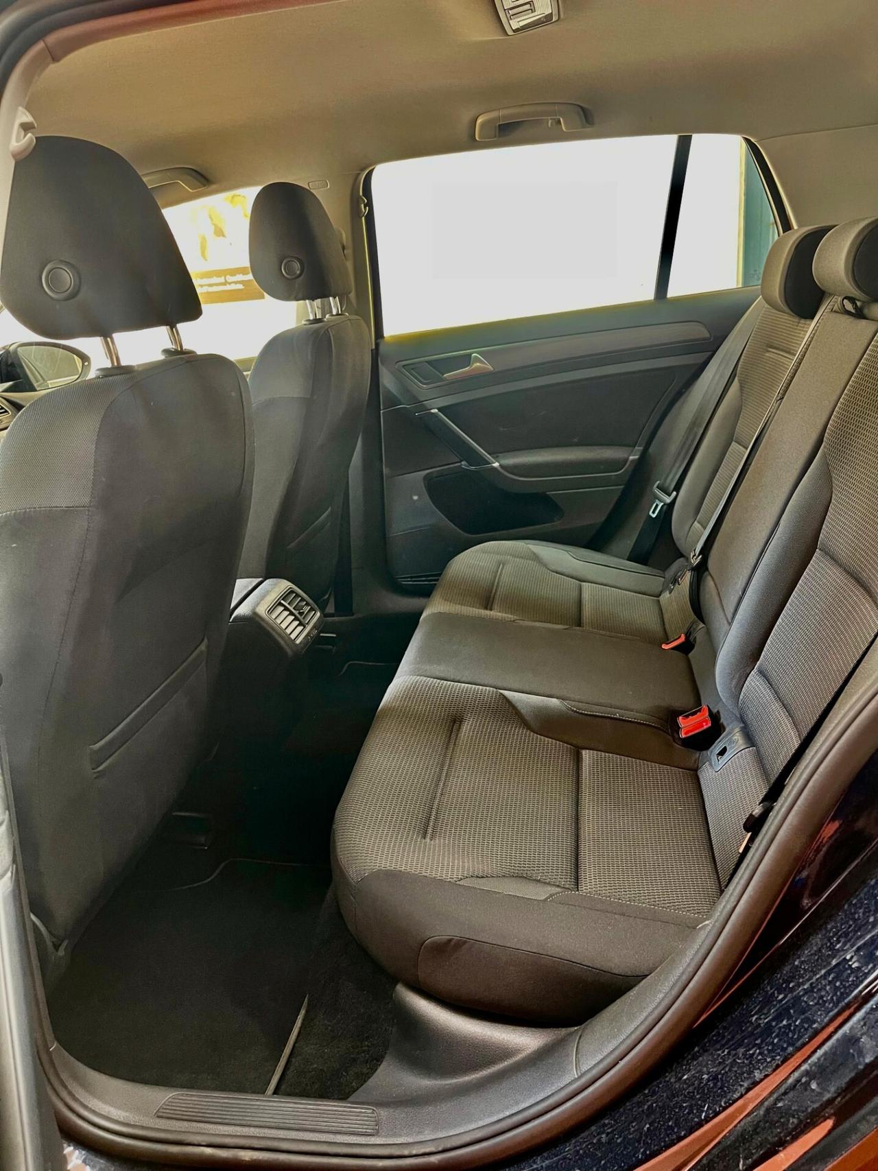 Volkswagen Golf 1.5 TGI DSG 5p. UNICOPROPRIETARIO TAGLIANDI UFFICIALI