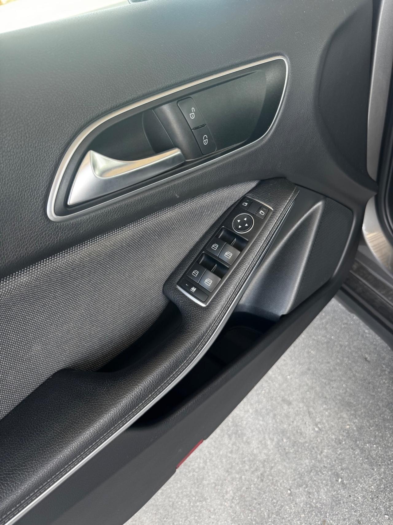 Mercedes-benz GLA 200 GLA 200 d Executive