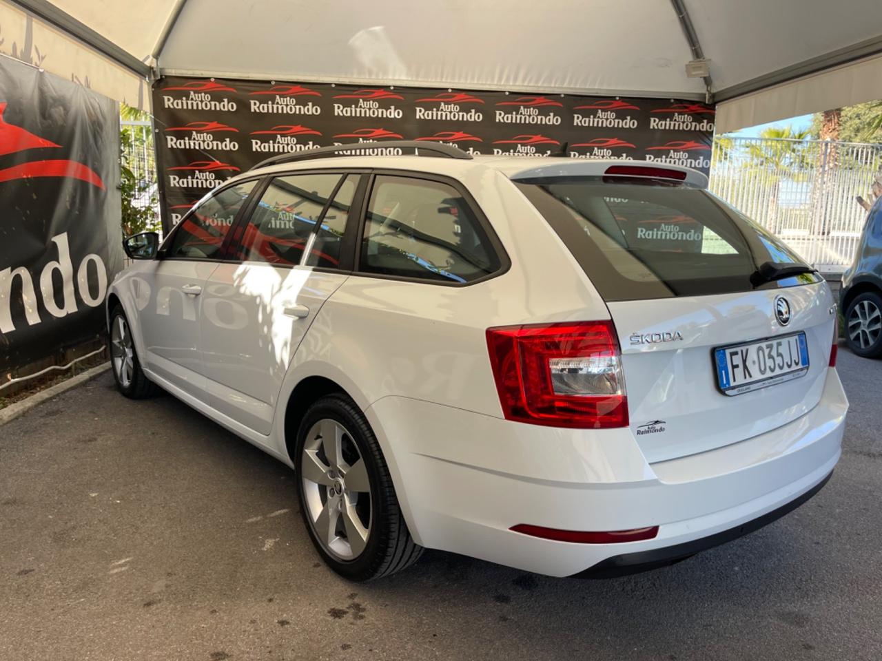 Skoda Octavia 1.6 TDI CR 115 CV Wagon Executive