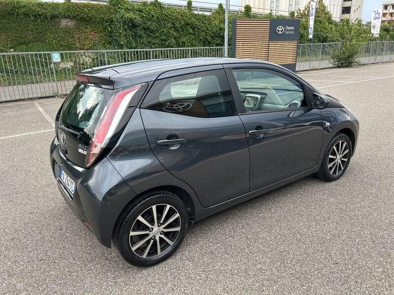 Toyota Aygo Aygo 1.0 VVT-i 69 CV 5 porte x-play