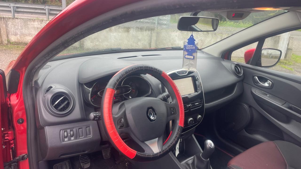 Renault Clio 1.2 75CV 5 porte Intens