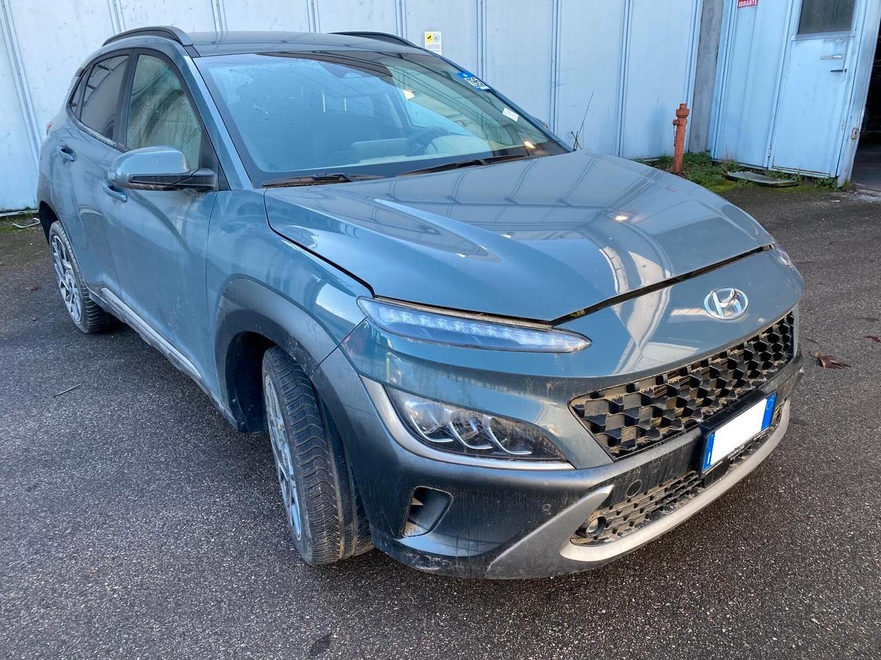 Hyundai KONA 1.6 gdi hev Xline 2wd 141cv dct ALLUVIONATA