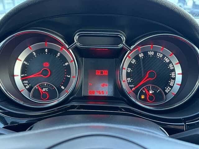 Opel ADAM ROCKS Rocks 1.2 70 CV