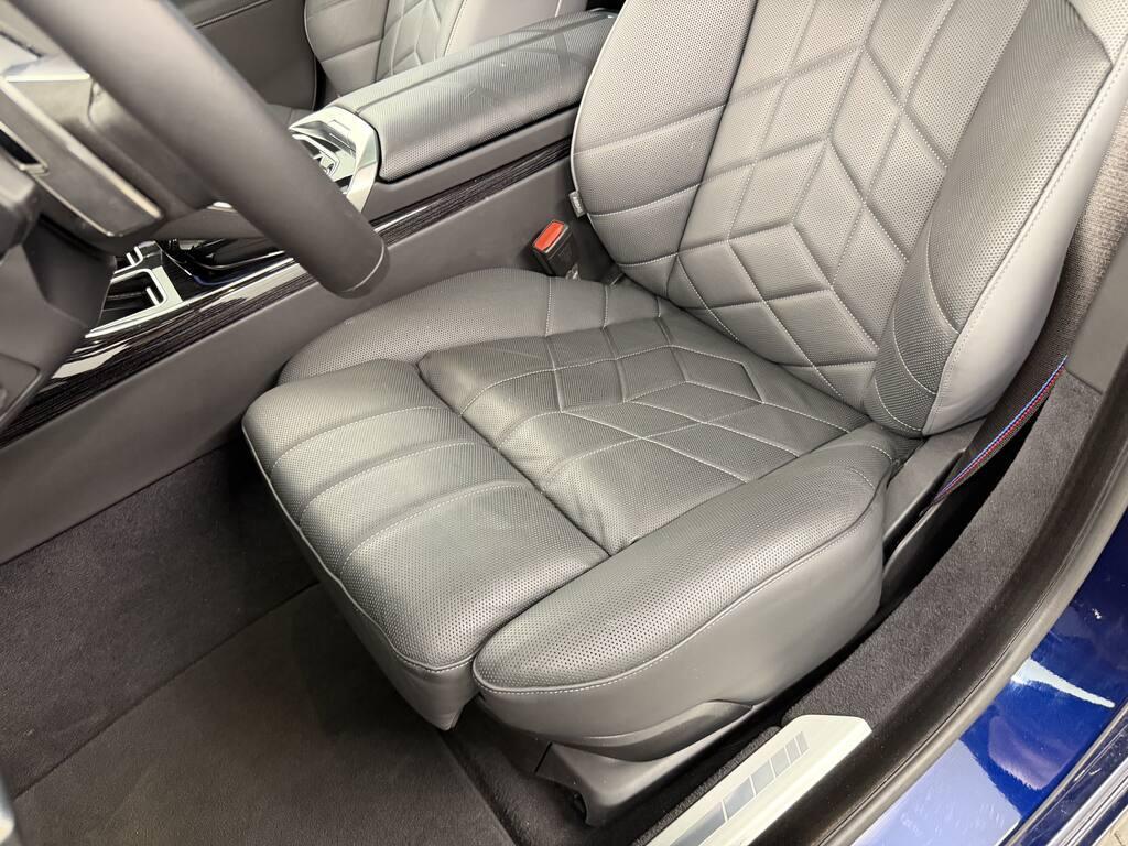 BMW Serie 7 740 d Mild Hybrid M Sport Pro xDrive Steptronic