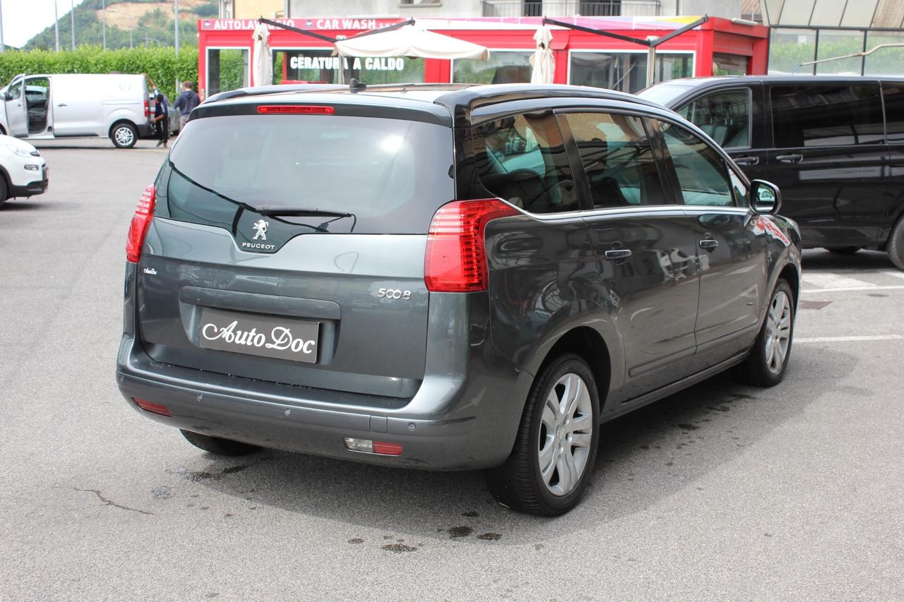 Peugeot 5008 1.6 HDi 115CV Active Mix TETTO PANORAMICO SENSORI