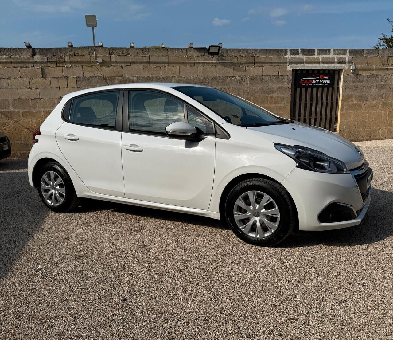 Peugeot 208 BlueHDi 75 5 porte Active n1