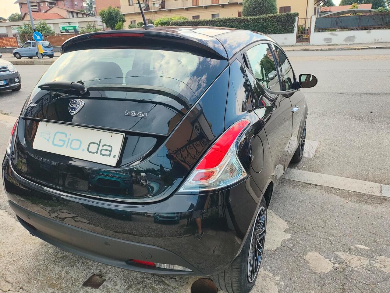 LANCIA YPSILON 1.0 HYBRID GOLD KM 22895 -2023